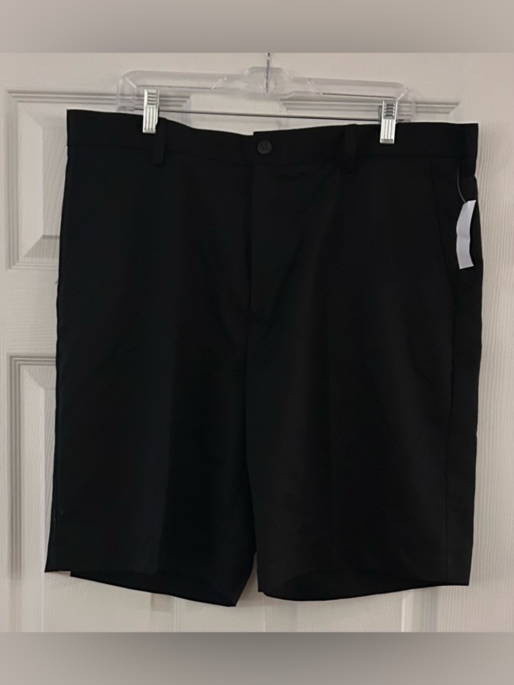 IZOD Men’s Mainfloor Shorts Black Golf Size 38 NEW with tags